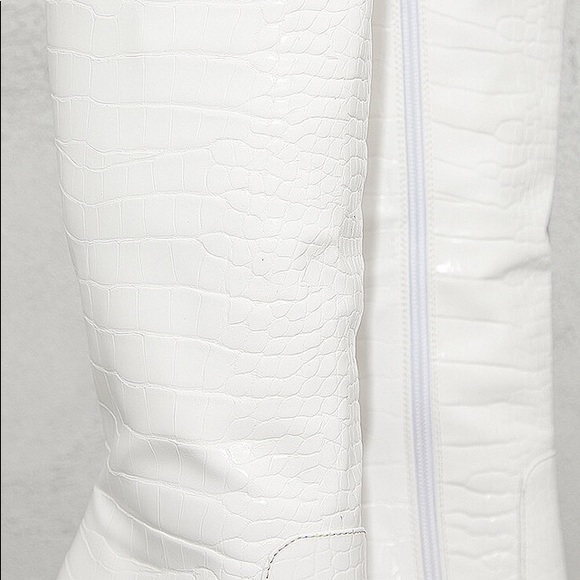 White PU croc point Toe flare high heeled knee boots - Picture 6 of 8